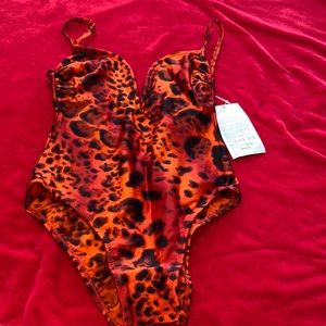 Beautiful Gottex Bathing Suit size 10